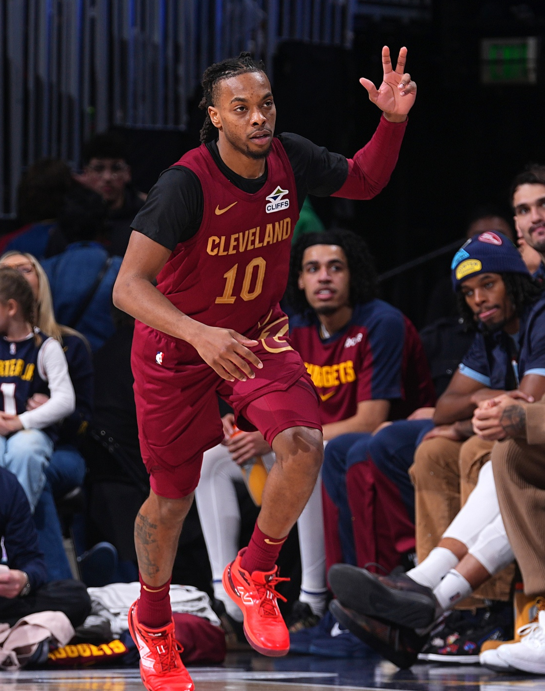 开云体育app-猛龙球员爆发，带领球队取得连胜