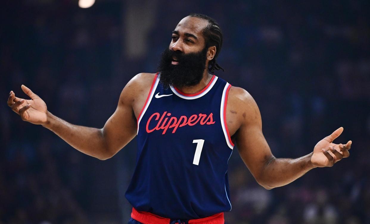 开云体育在线-火箭大胜魔术，哈登砍下全场最高