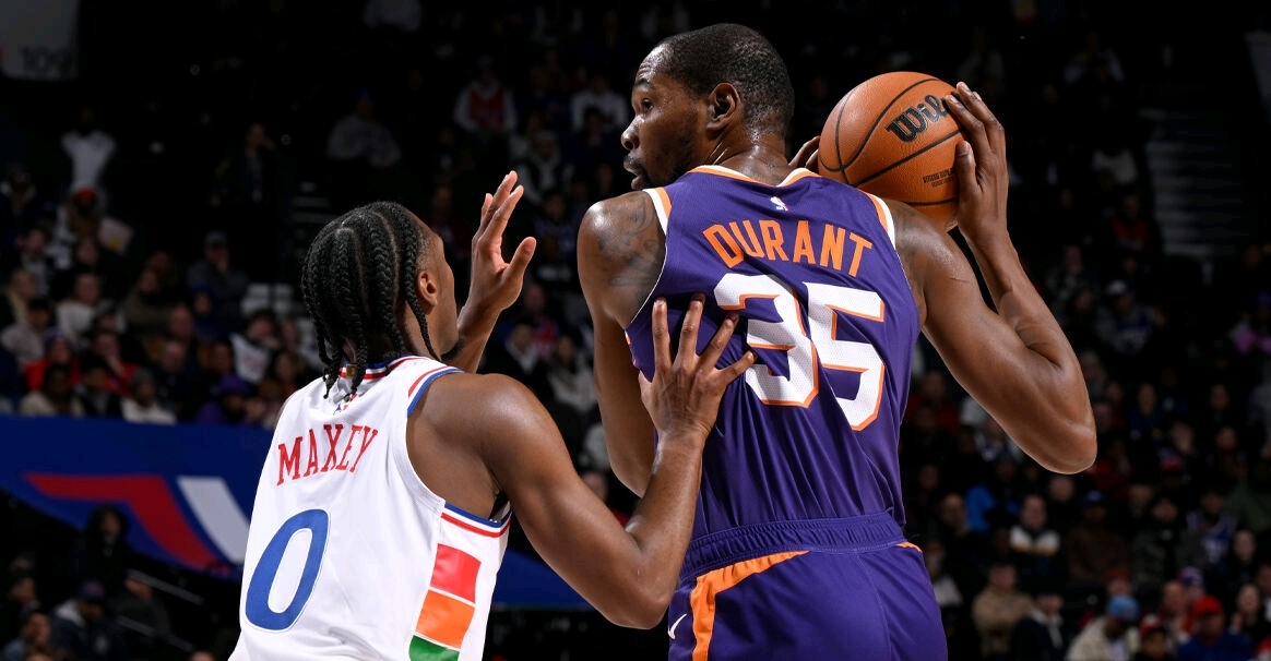 快船主场力克76人,保持不败 快船主场力克76人,保持不败