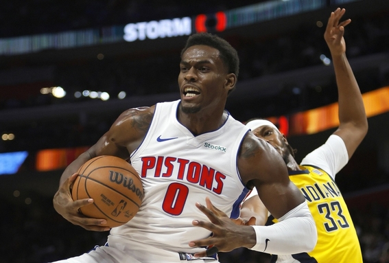 关于活塞遭遇步行者逆转，遗憾告负的信息