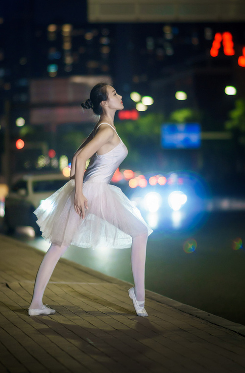 意甲焦点战之夜，莫兰特赛后评分拉满的跨体育共鸣