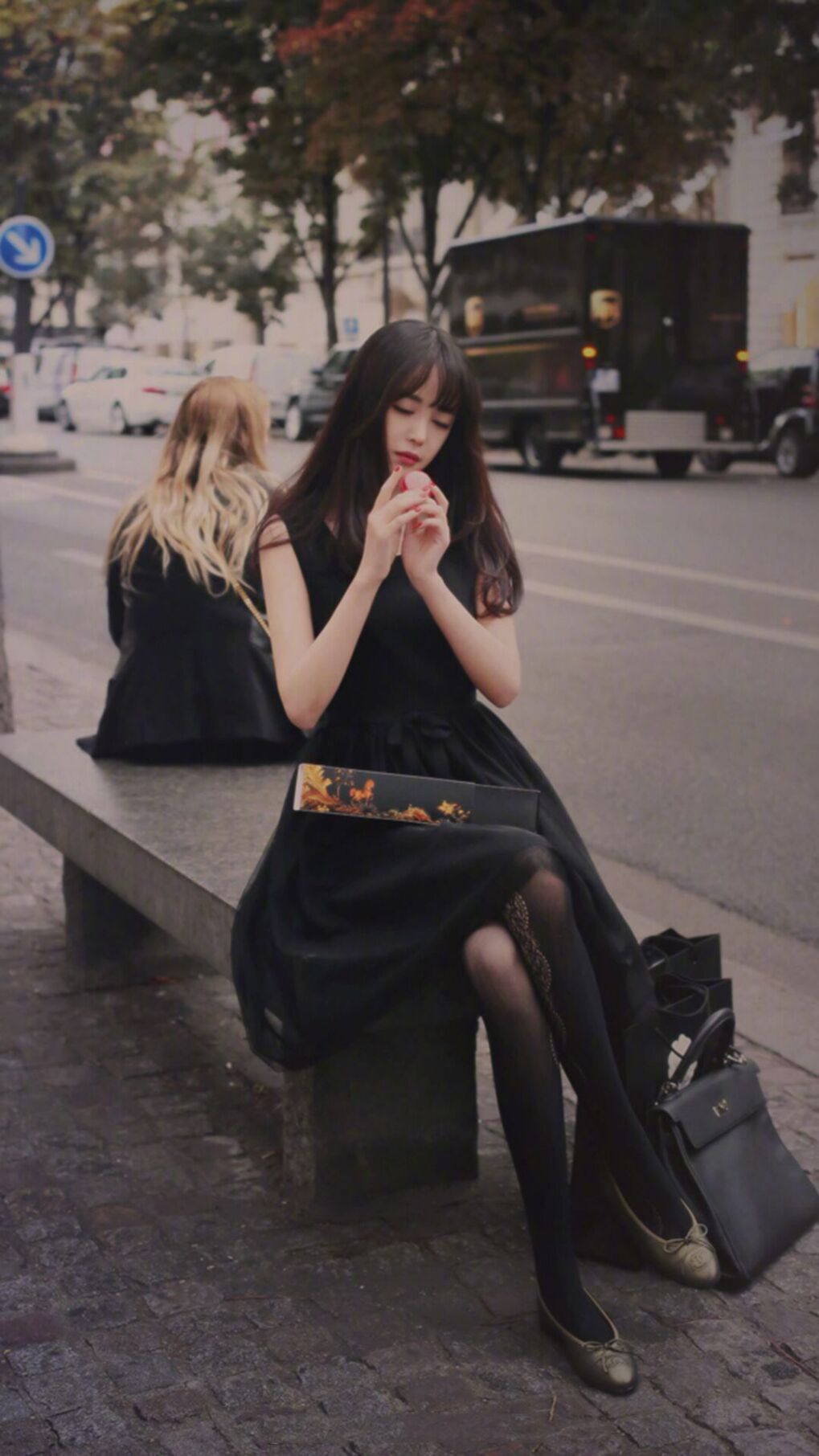 澳式风暴席卷卡尔德隆，巴斯托尼巴林赛道演绎接管艺术